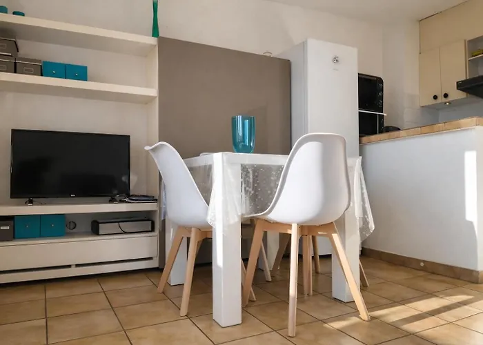 Climatise Malibu Village